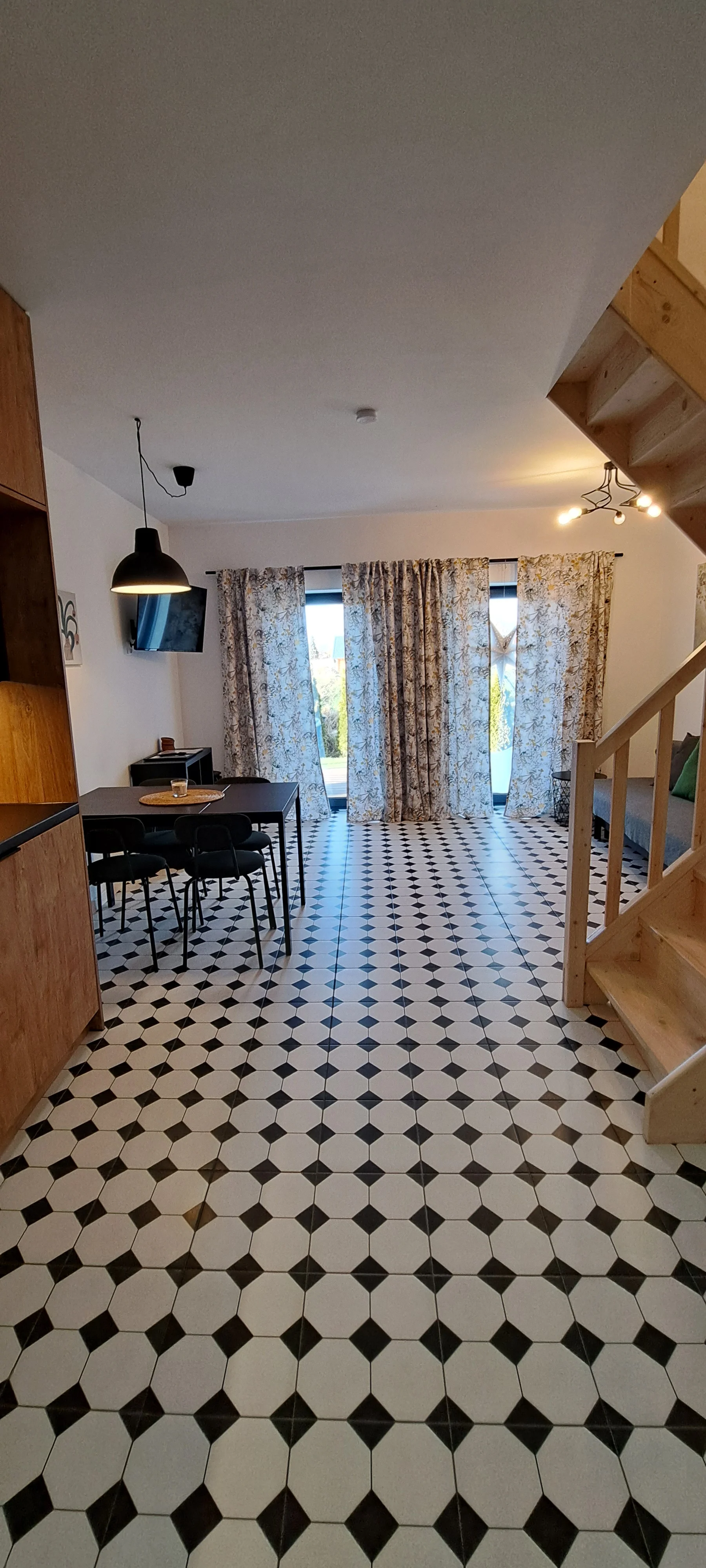 Domek pod Sosnową Górą 2, Kominek, TV, Wygodna sofa, Wnętrza, Noclegi Żelazno, Kotlina Kłodzka, Góry, Sudety, Wypoczynek